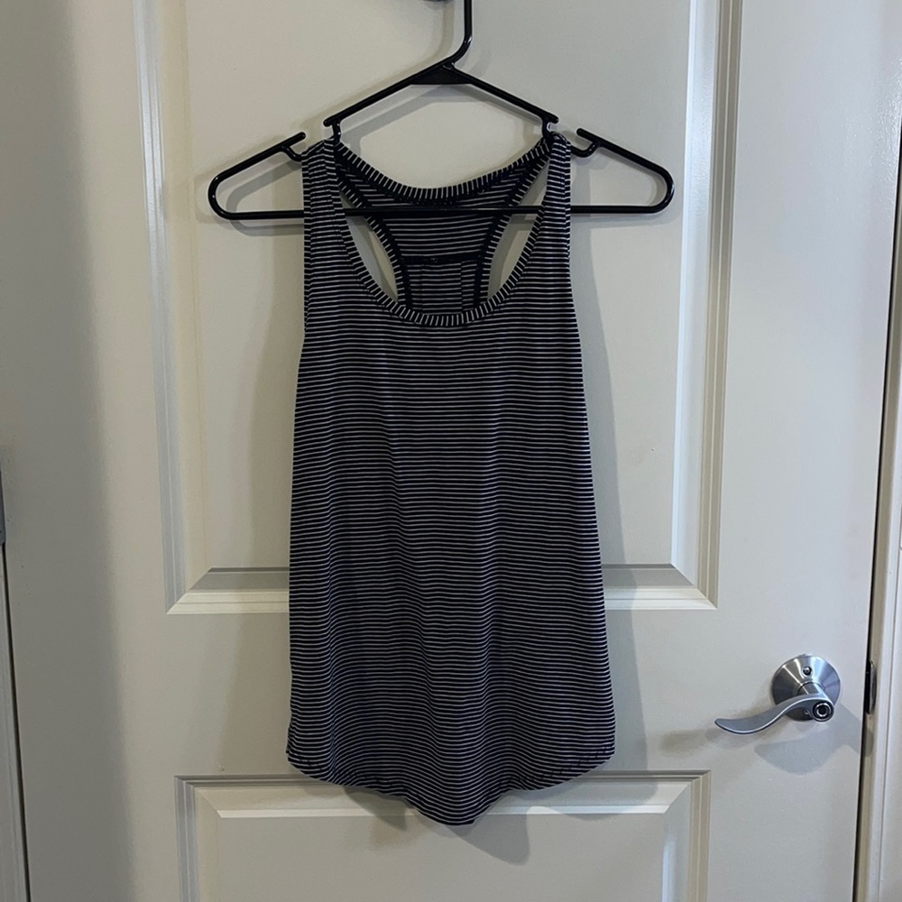 Lululemon tank top